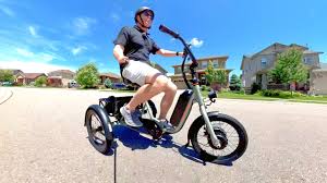 guy-riding-an-electric-trik